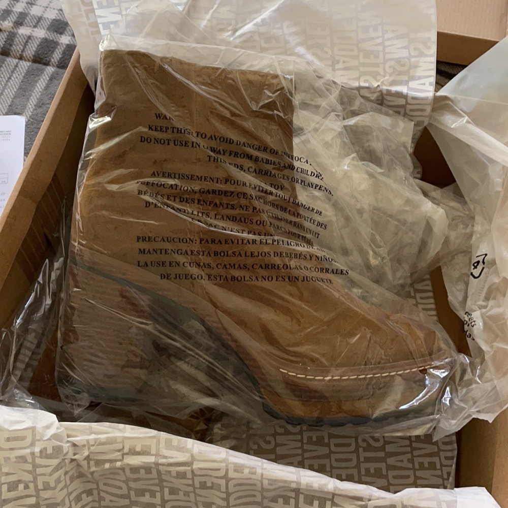 Steve Madden Shaniya Brown Suede Size 9.5 NWT